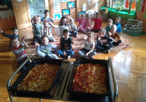 pieczemy pizzę