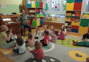 Dzieci na rytmice