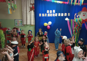 Bal karnawałowy