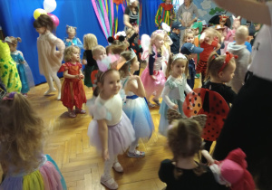 Bal karnawałowy