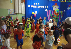 Bal karnawałowy