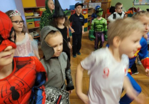Bal karnawałowy