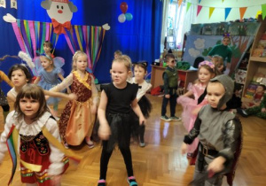 Bal karnawałowy