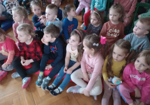 Dzieci podczas koncertu