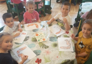 Wykonujemy pracę plastyczną "Wiewiórka".
