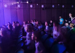 Dzieci w teatrze