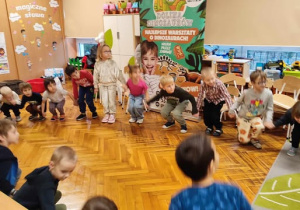 zabawy z dinozaurami
