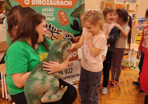 zabawy z dinozaurami