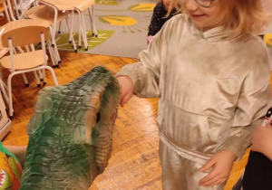 zabawy z dinozaurami