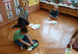 Zabawy z figurami geometrycznymi