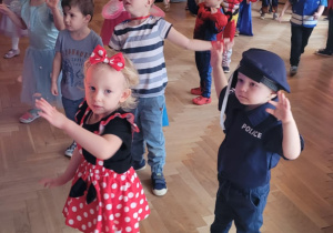 Tańce i zabawy karnawałowe