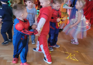 Tańce i zabawy karnawałowe