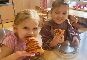 Dzieci podczas Dnia Pizzy
