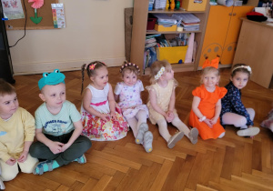 Wiosenne zabawy na balu