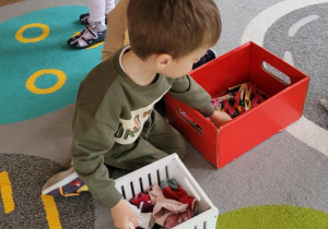 Zabawy z okazji Dnia Kolorowej Skarpetki