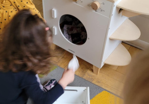 Zabawy z okazji Dnia Kolorowej Skarpetki