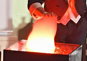 pan czaruje bańki