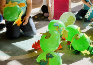 Balonowe dinodoświadczenia