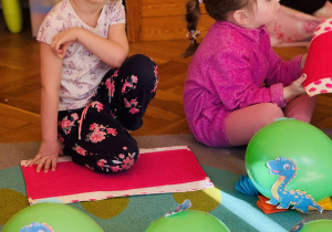 Balonowe dinodoświadczenia