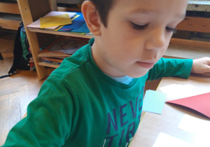 zabawy z figurami geometrycznymi