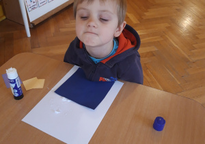 zabawy z figurami geometrycznymi