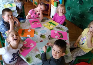Robimy przebiśniegi z płatków kosmetycznych
