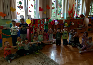 Grupa V podczas przedszkolnych obchodów Dnia Dziecka