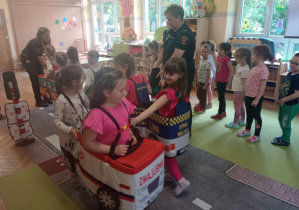 Straż Miejska w przedszkoluStraż Miejska w przedszkoluStraż Miejska w przedszkolu