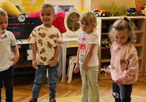 Dzieci świętują urodziny