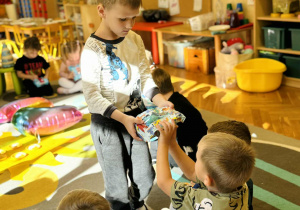 Dzieci świętują urodziny