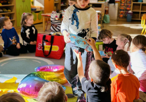 Dzieci świętują urodziny