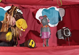 kukielka zuczka, pan przebrany za konia