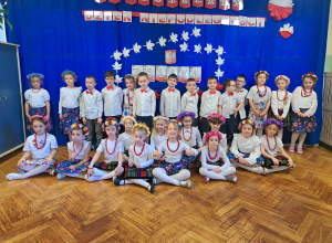 Przedszkolne obchody Święta Niepodległości