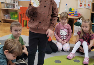 Owocowo- warzywne wyszukiwarki, ćwiczenia spostrzegawczości