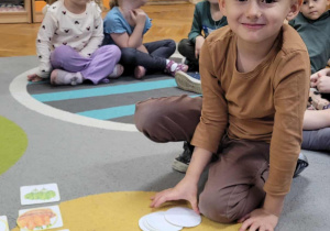 Owocowo- warzywne wyszukiwarki, ćwiczenia spostrzegawczości