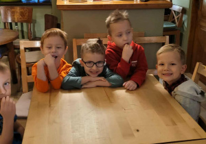 Dzieci z wizytą w Baśniowej Kawiarence