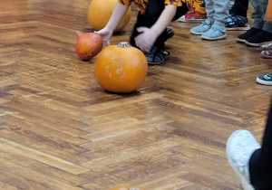 Zabawy ruchowe z dynią