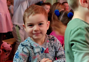 Chłopiec się usmiecha