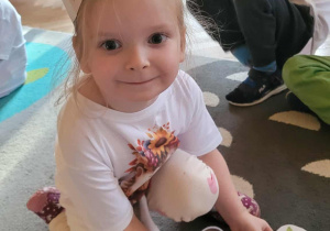 Dzieci segregują elementy