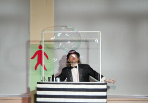 Pokaz baniek mydlanych