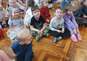 Dzieci się śmieją