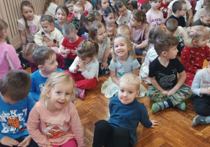 Dzieci się śmieją