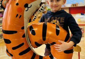 Dzieci świętują urodziny Damiana