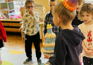 Dzieci świętują urodziny Damiana