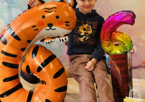 Dzieci świętują urodziny Damiana