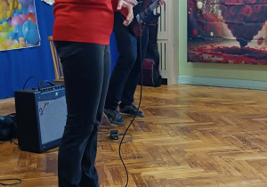 Pani opowiada o instrumencie