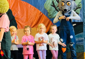 przedstawienie teatrealne