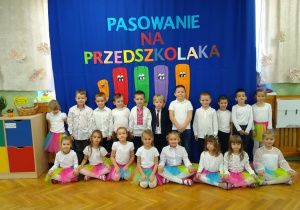 Dzieci z grupy V podczas uroczystości "Pasowanie na Przedszkolaka"